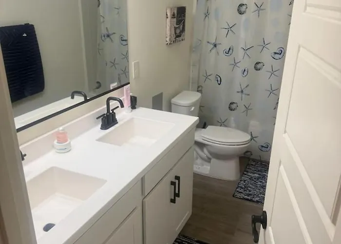 Holiday home Luxury 5br With Private Heated Pool And Year Round Hot Tub